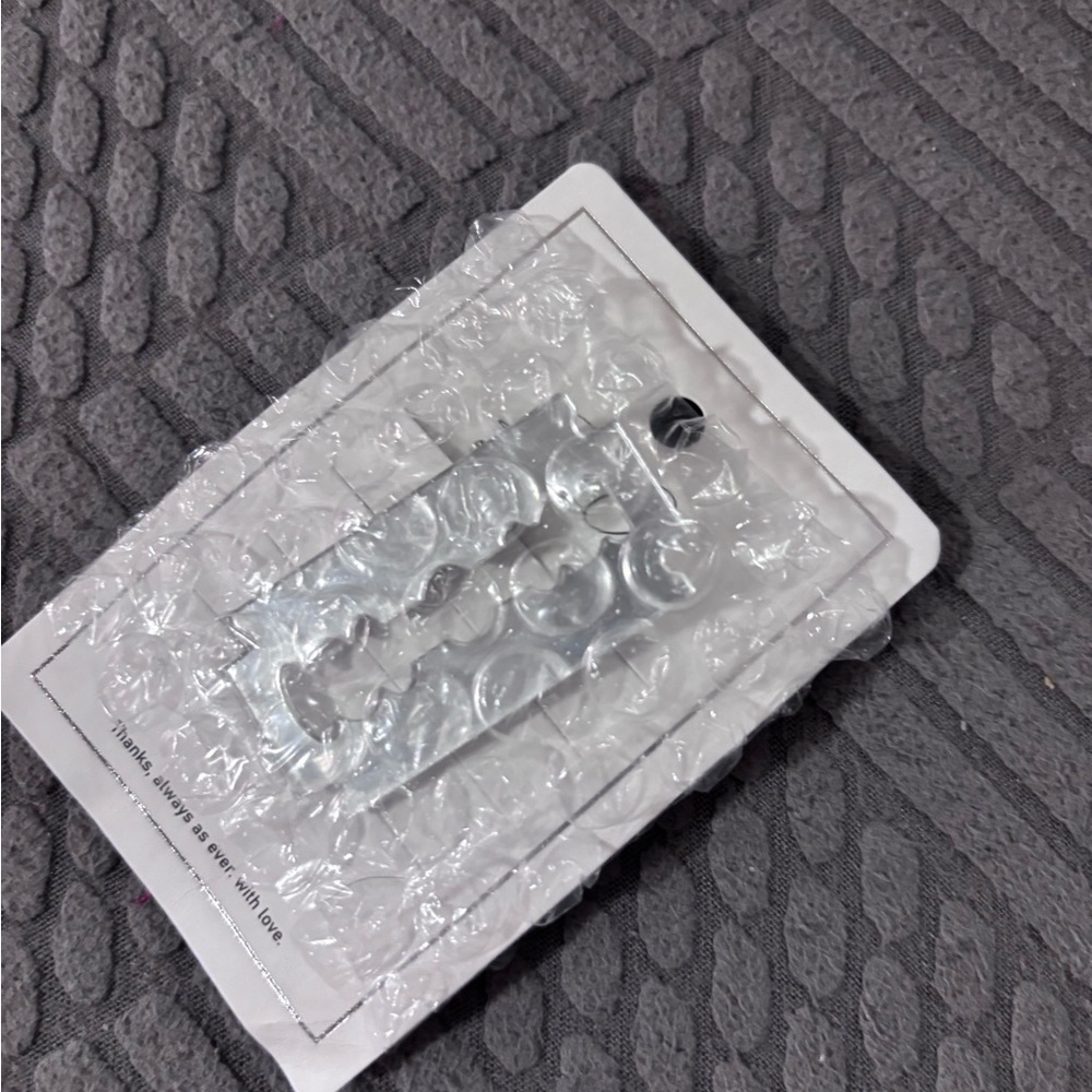 Silver Razor Blade Hair Clip - Metallic Accessory - Picture 7 of 7